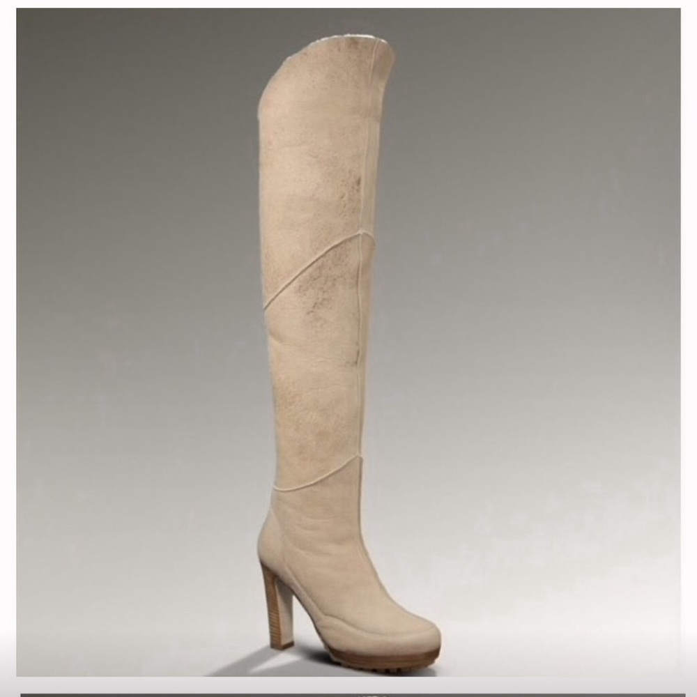 Ugg Donata Signature Collection